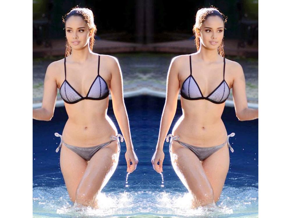 women in skimpy bikinis 
