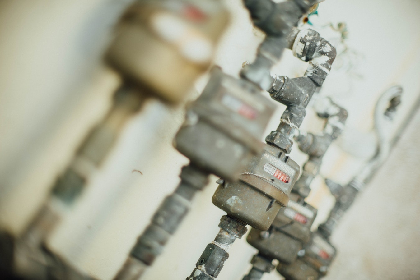 Mechanical water flow meters