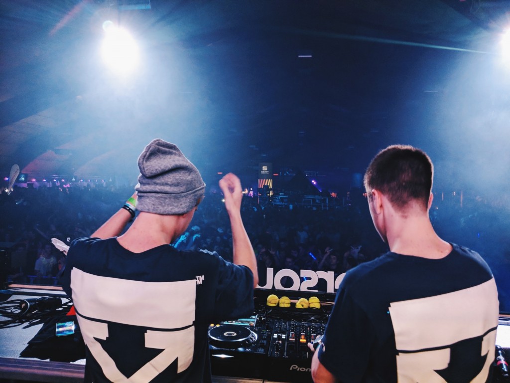 How Much Money Do DJs Make Per Set?