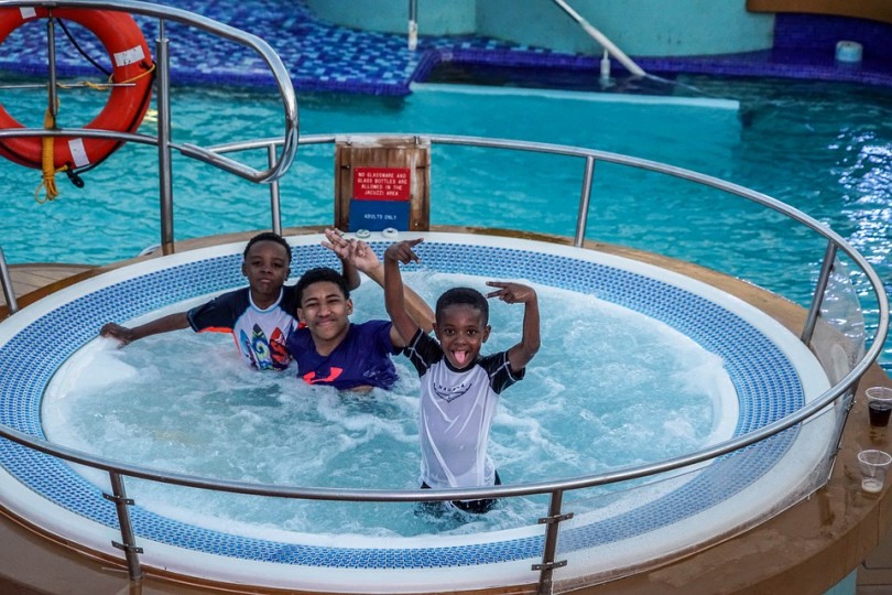 Choose The Right Hot Tub For Your Home