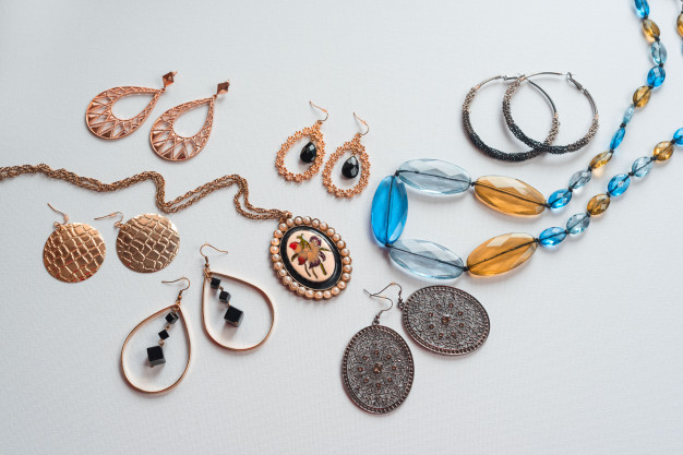 Earring