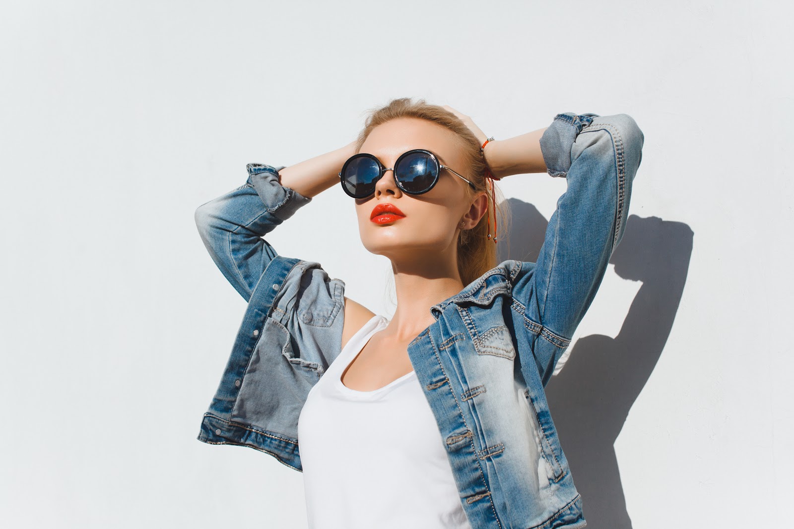 Take Care Of Your Eyes With The Proper Chosen Glasses