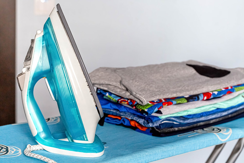 14 Best Ironing Boards For Quick And Effortless Ironing 2020