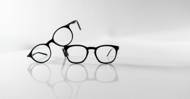 Why Round Glasses For Men Are Trending Big Time