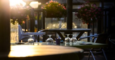 restaurant dining table