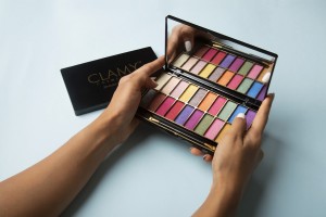 20 Best Nudes Makeup Palette For Every Makeup Lovers