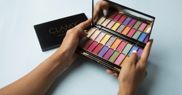 nudes makeup palette