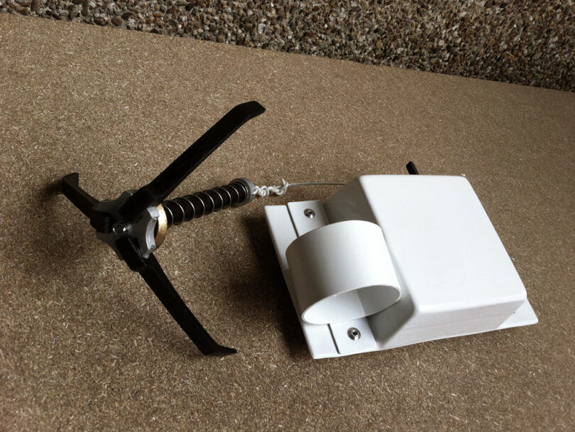 20 Best Grappling Hooks For Outdoor And Indoor Activities