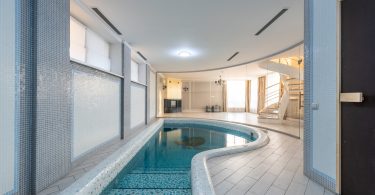 Treat Pool Water