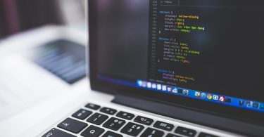 Should You Use React Or Angular For Mobile App Development?