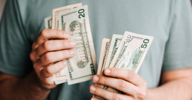 How do investments work in 2022