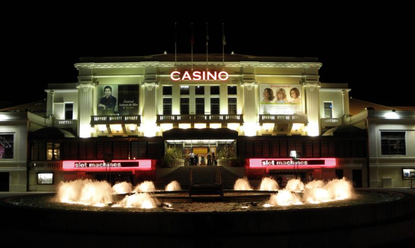 Land-Based Casinos Thrive