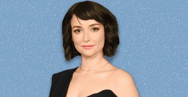 Milana Vayntrub Net Worth
