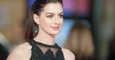 Anne Hathaway Net Worth 2024
