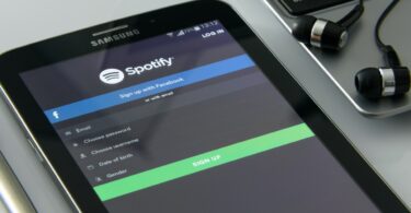 Spotify Lyrics Is Now A Premium Feature