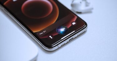 Upgraded Apple Siri With AI Enhancements